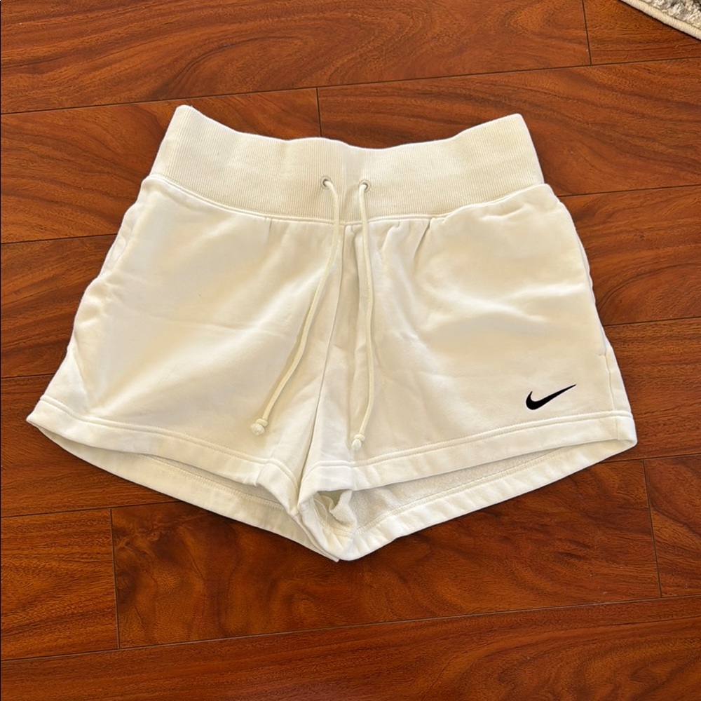 Nike Women's Phoenix Fleece Short